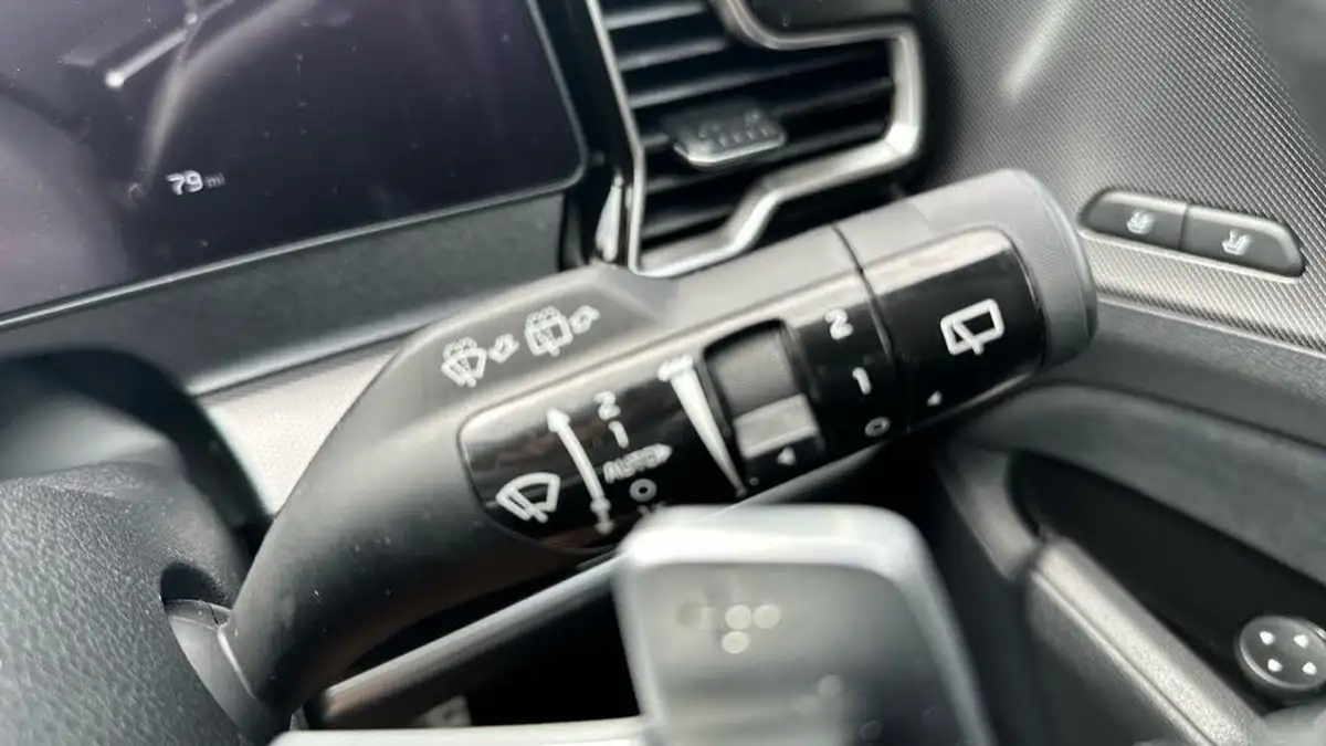 2025-kia-sportage-16-t-gdi-gt-line-s-207bhp-hev-auto-big-16