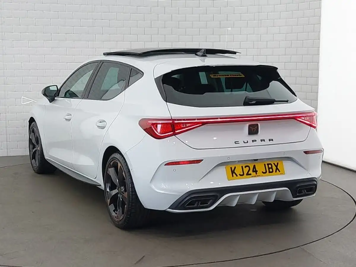 2024-cupra-leon-nf-15-etsi-v1-design-edition-hatchback-big-1