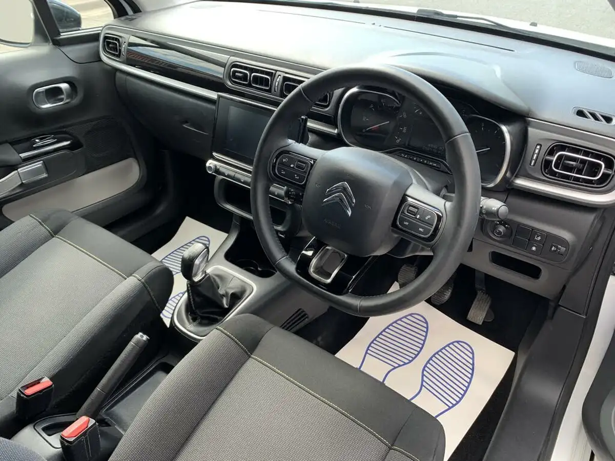 2018-citroen-c3-12-puretech-flair-82ps-big-10