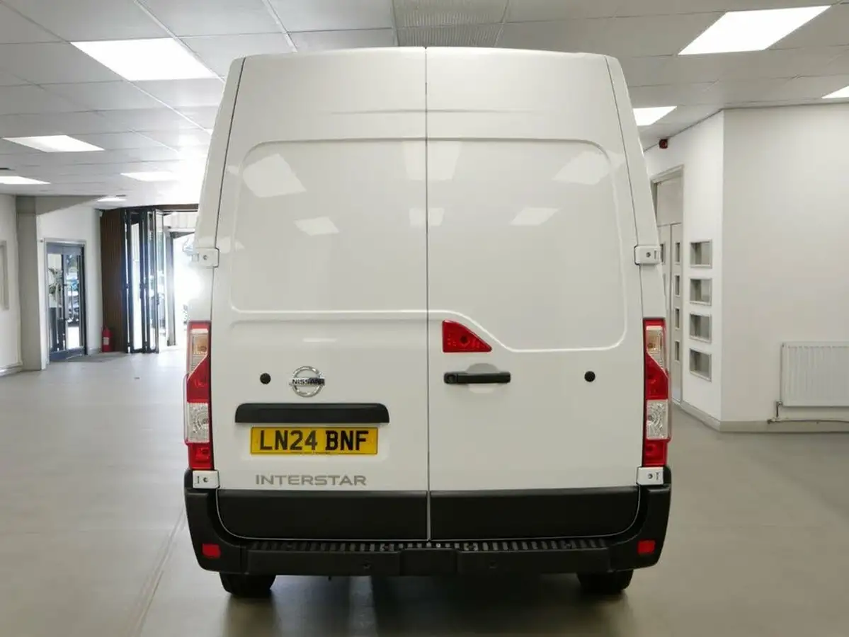 2024-nissan-interstar-23dci-f35-l3h2-acenta-135pseu6d-panel-van-big-19