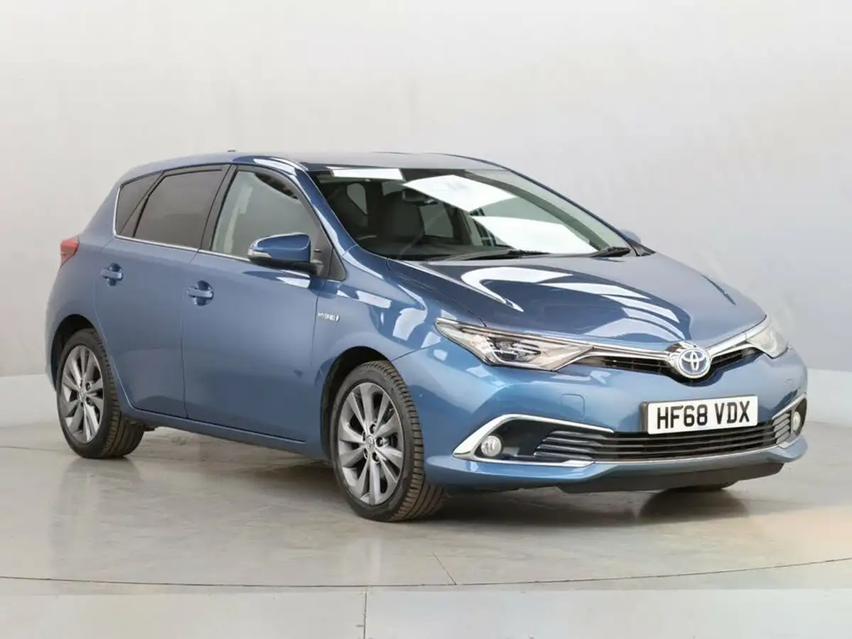 2018-toyota-auris-18-vvt-i-hsd-excel-pan-roof-hatchback-big-1