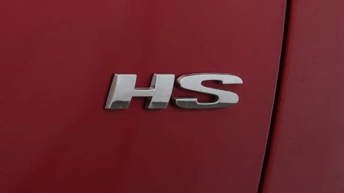 2022-mg-hs-15t-gdi-excite-162ps-big-21