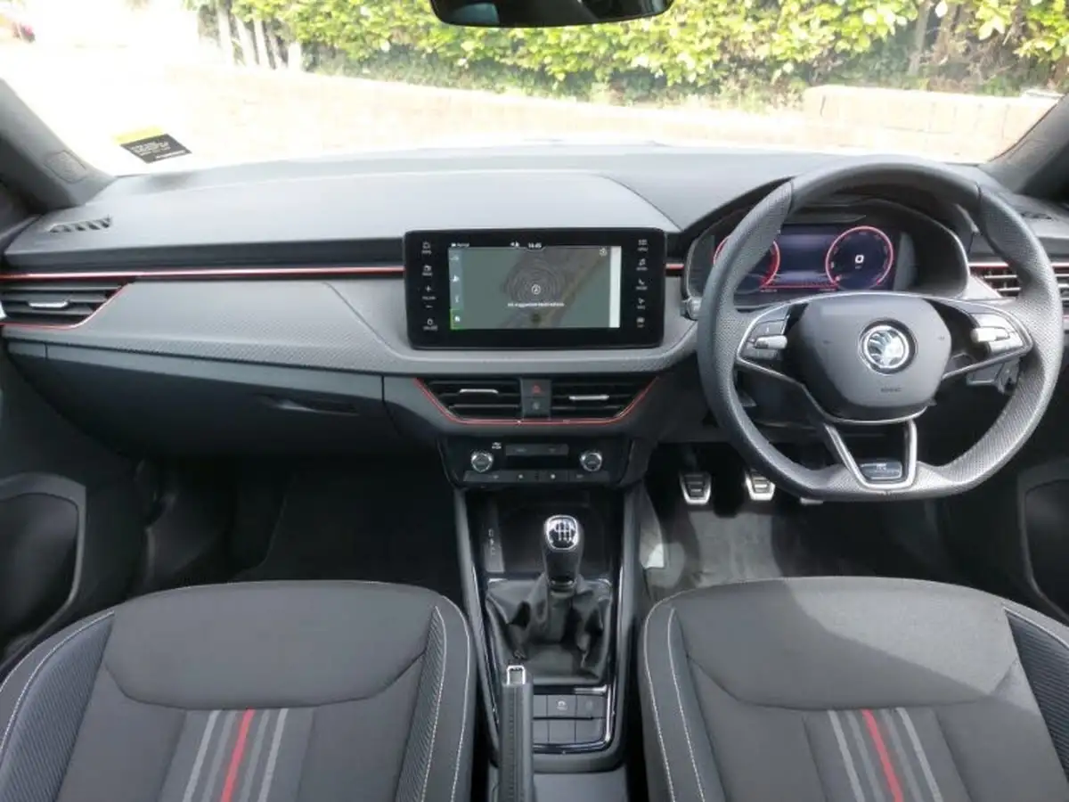2024-skoda-kamiq-10-tsi-monte-carlo-116ps-big-2