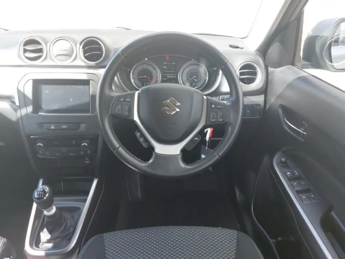 2022-suzuki-vitara-14-boosterjet-sz-t-big-6