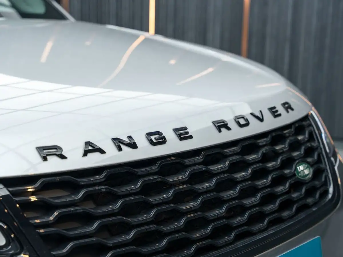 2022-land-rover-range-rover-velar-30-d300-r-dynamic-hse-big-28