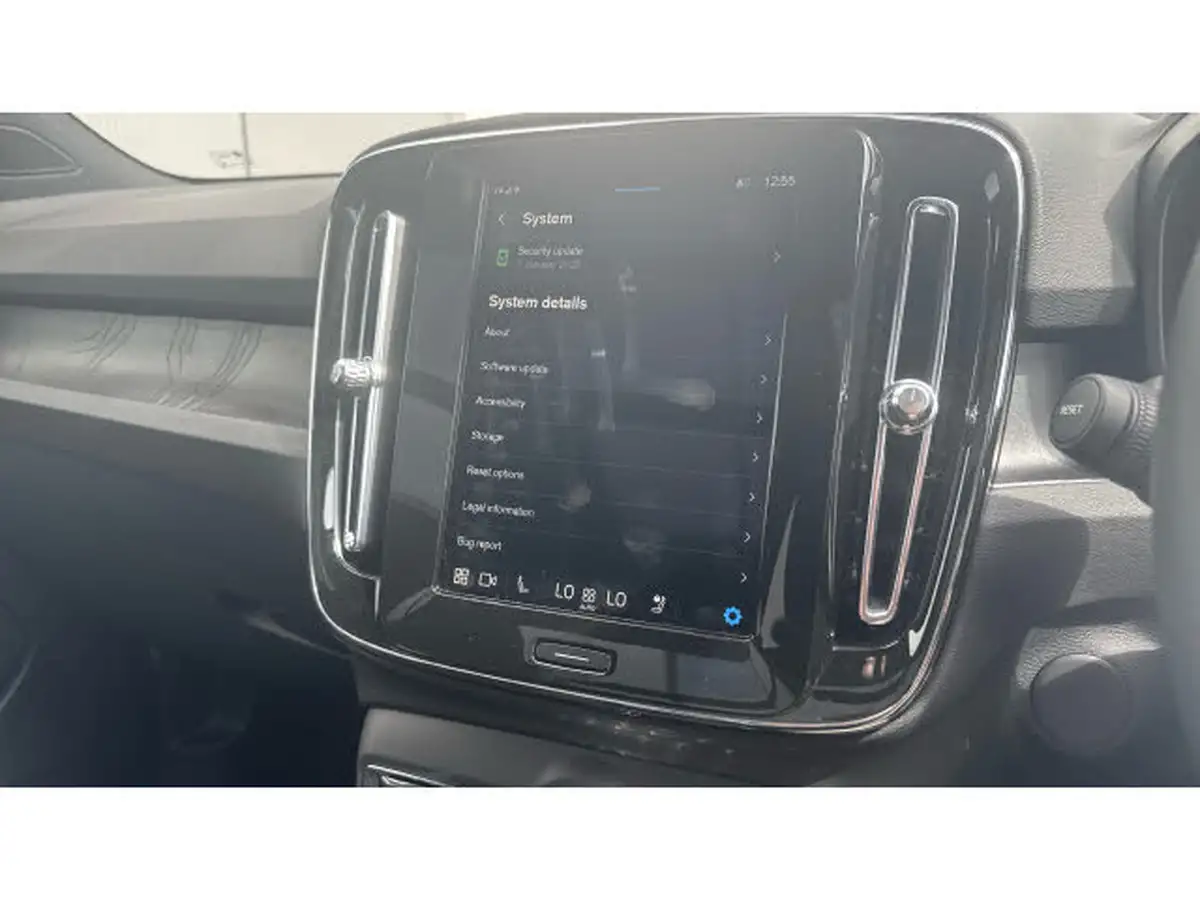 2023-volvo-xc40-e-recharge-ultimate-235bhp-big-44