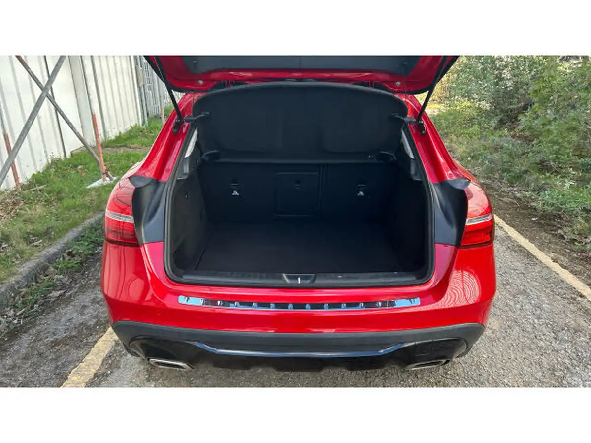 2018-mercedes-benz-gla-class-16-gla-180-urban-edition-7g-dct-big-3