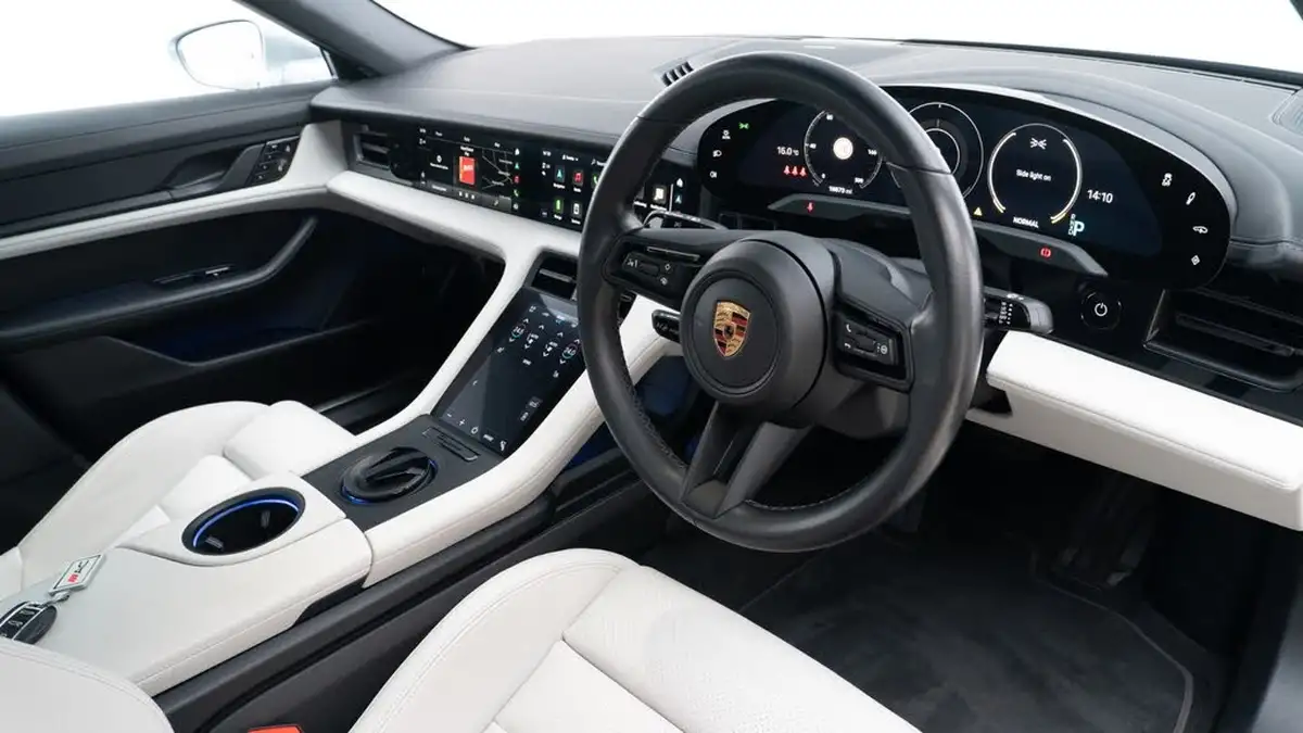 2021-porsche-taycan-e-4s-571ps-performance-battery-plus-big-15