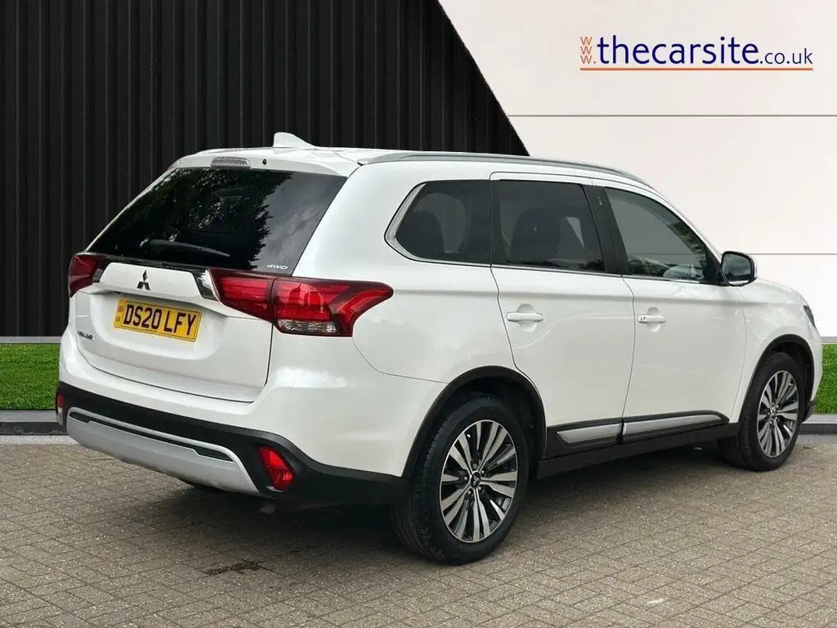 2020-mitsubishi-outlander-20-exceed-big-7