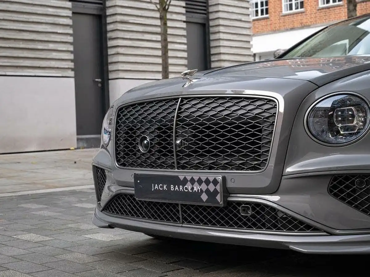 2024-bentley-flying-spur-big-61