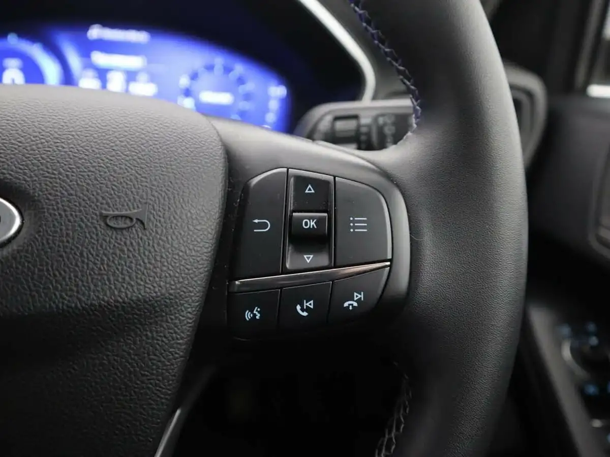 2021-ford-focus-10t-titanium-x-edition-125ps-hatchback-big-35