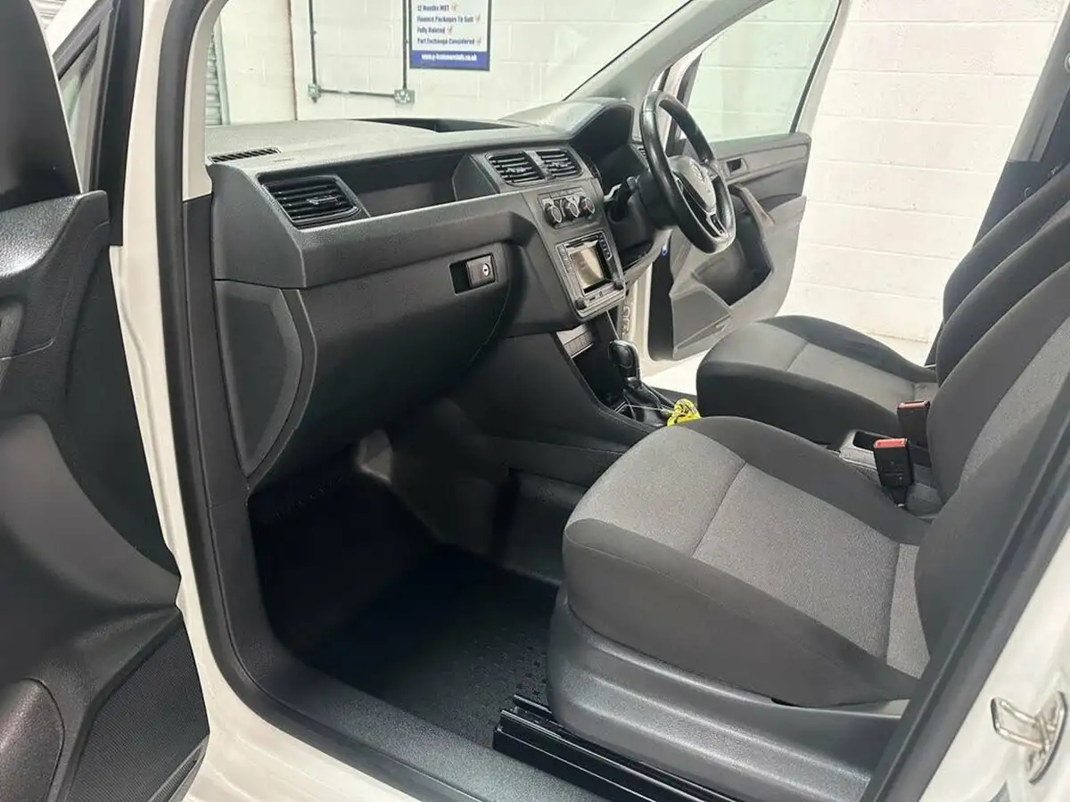 2020-volkswagen-caddy-20tdi-c20-startline-bmt-dsg-big-25