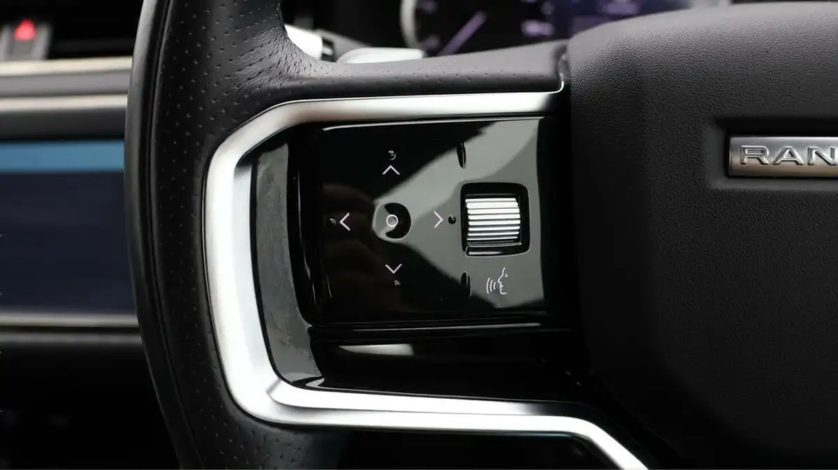 2021-land-rover-range-rover-evoque-20-d200-r-dynamic-s-big-21