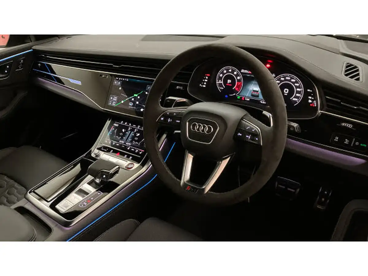 2024-audi-rs-q8-40-tfsi-launch-edition-big-5