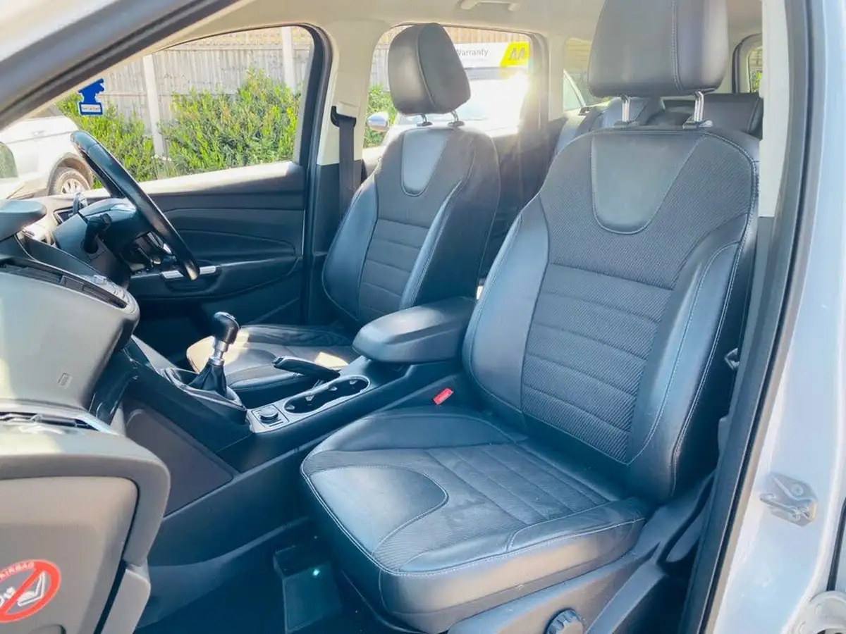 2016-ford-kuga-20tdci-titanium-150ps-big-13