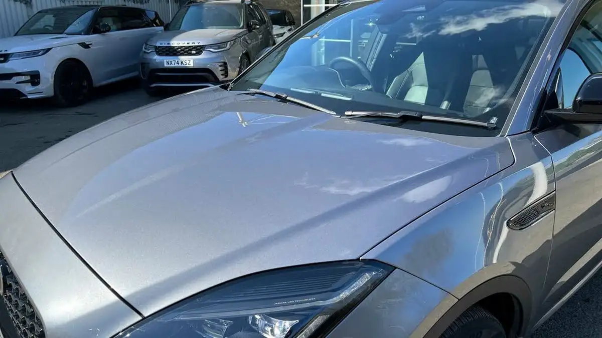 2024-jaguar-e-pace-20-d200-r-dynamic-se-black-big-19
