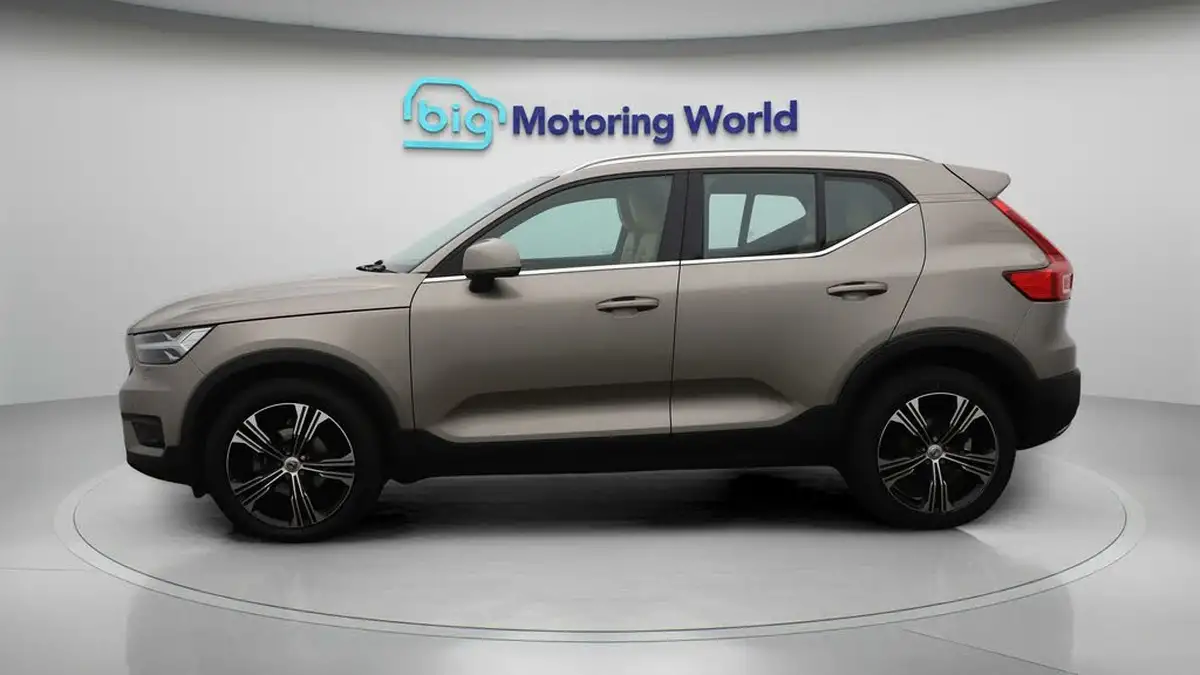 2020-volvo-xc40-20td-d3-inscription-pro-big-4