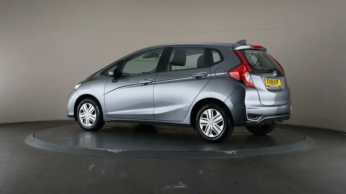 2019-honda-jazz-13-i-vtec-s-big-70