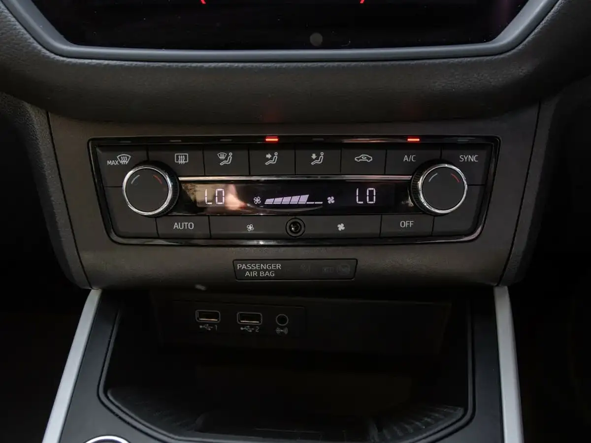 2019-seat-arona-10-tsi-xcellence-lux-ss-dsg-big-32