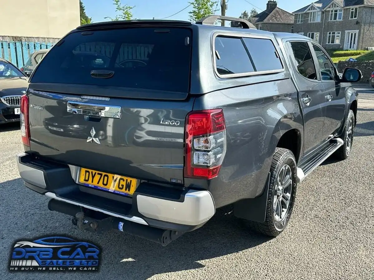 2020-mitsubishi-l200-22di-d-barbarian-big-5