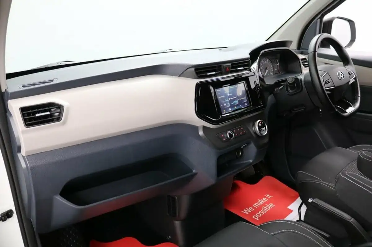 2021-maxus-e-deliver-3-e-l1h1-35kwh-big-23