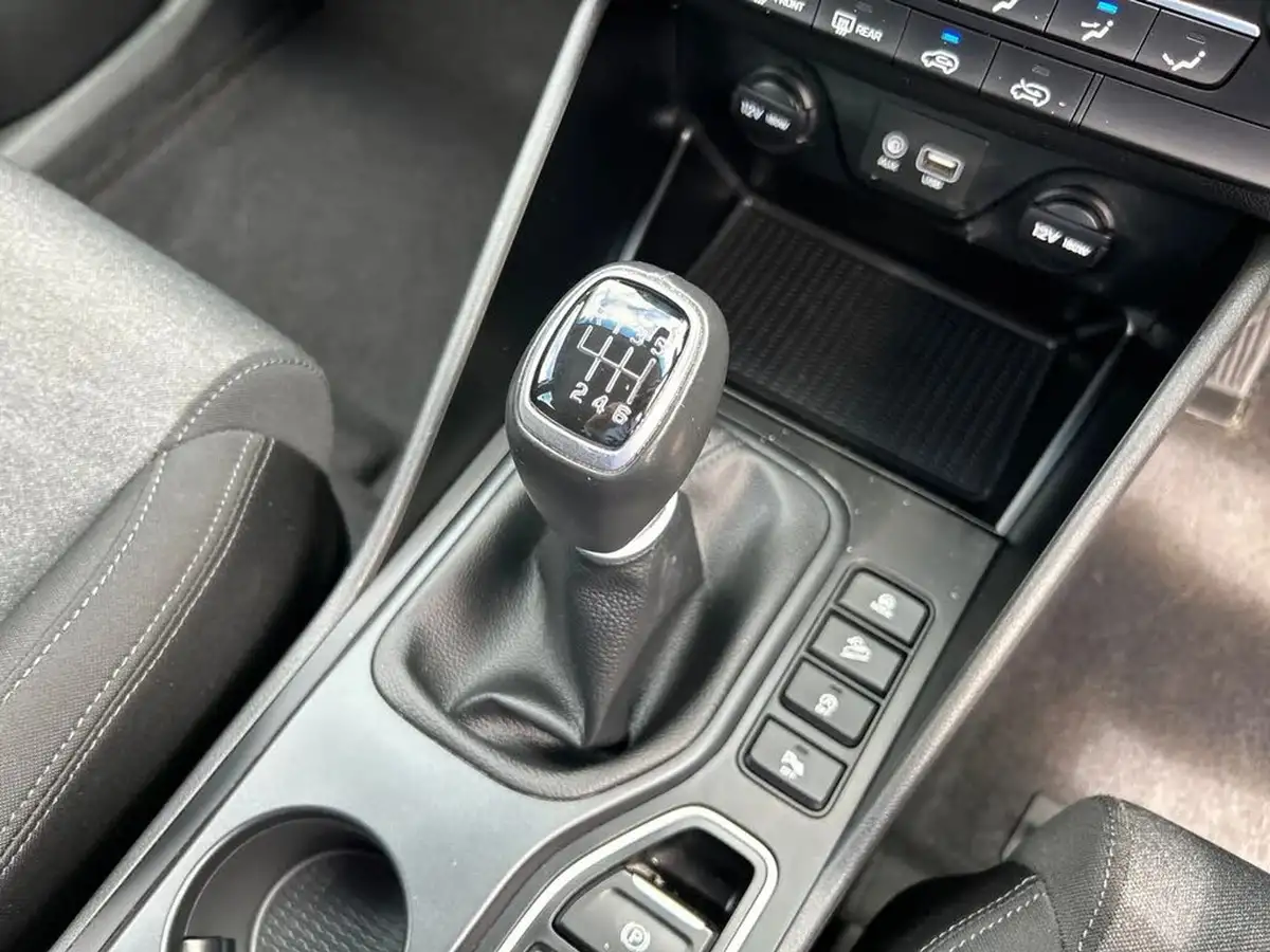 2021-hyundai-tucson-16crdi-se-nav-115ps-big-13