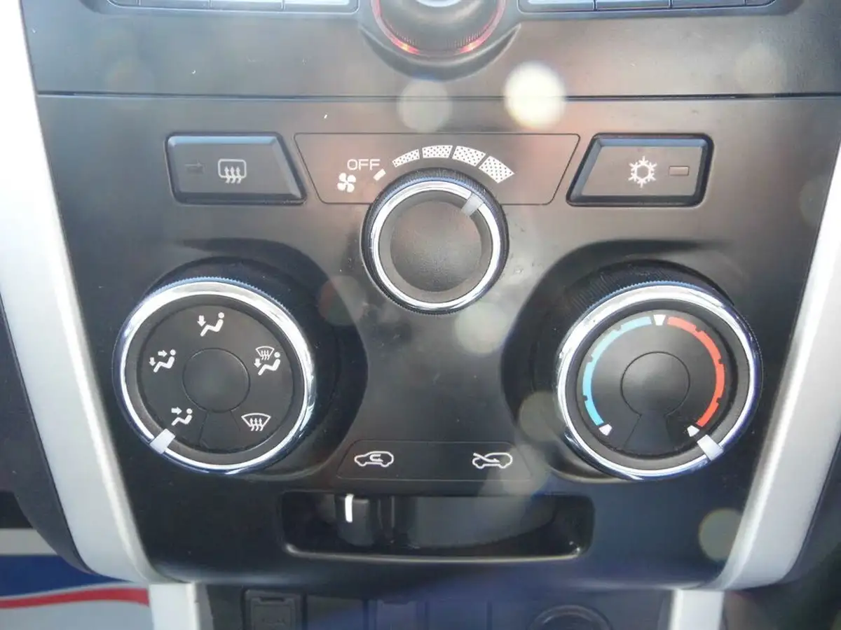 2020-isuzu-d-max-19td-yukon-nav-double-pickup-big-12