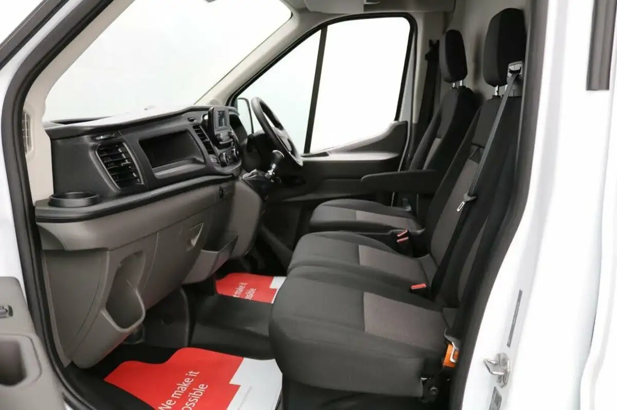 2023-ford-transit-big-24