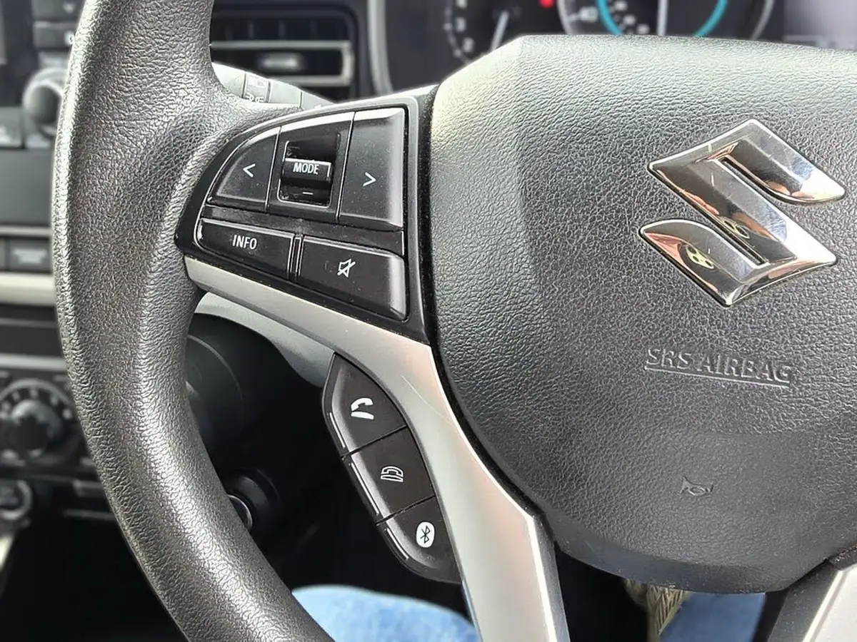 2017-suzuki-ignis-12-dualjet-sz3-big-27