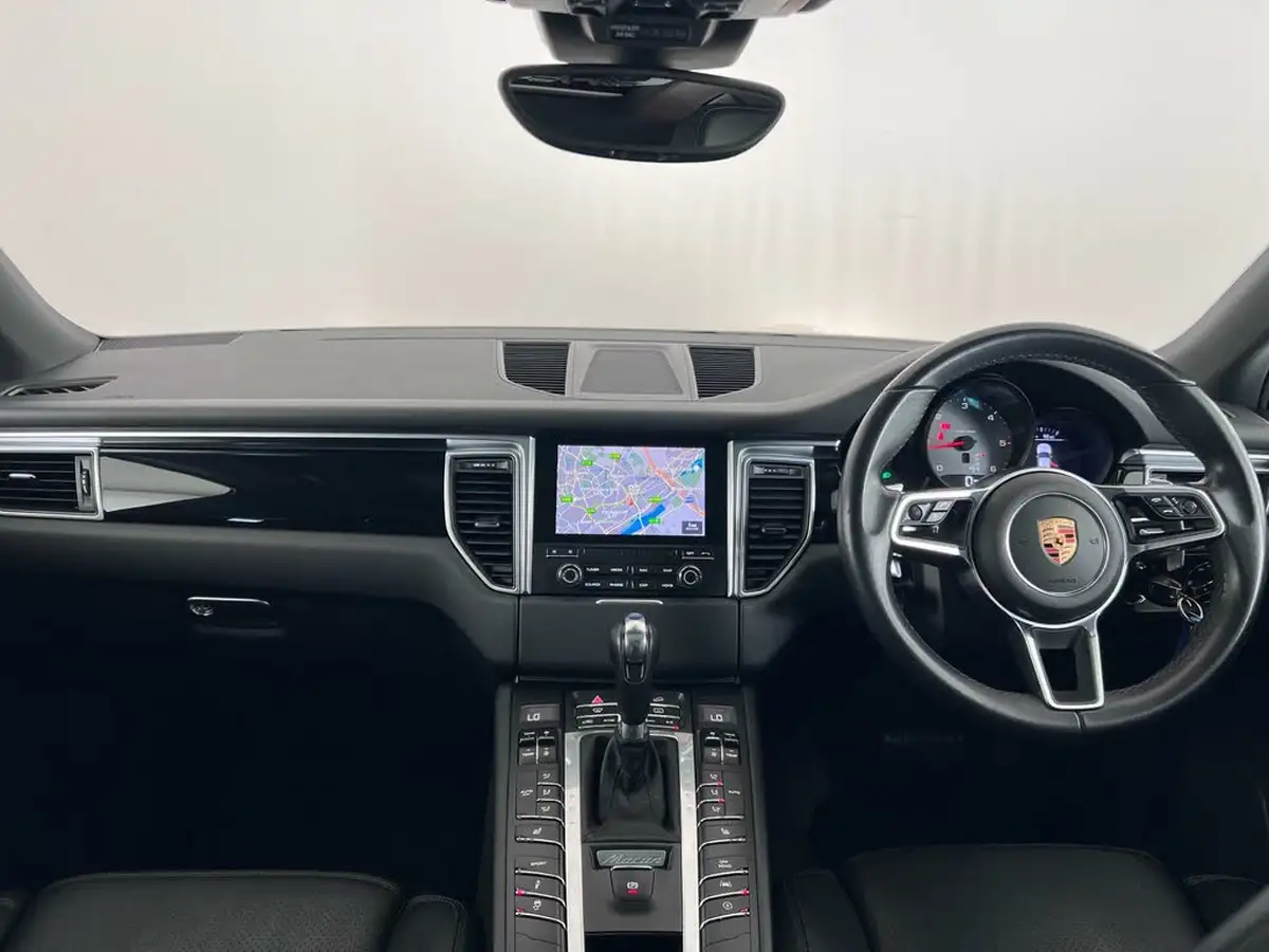 2016-porsche-macan-30td-s-big-18