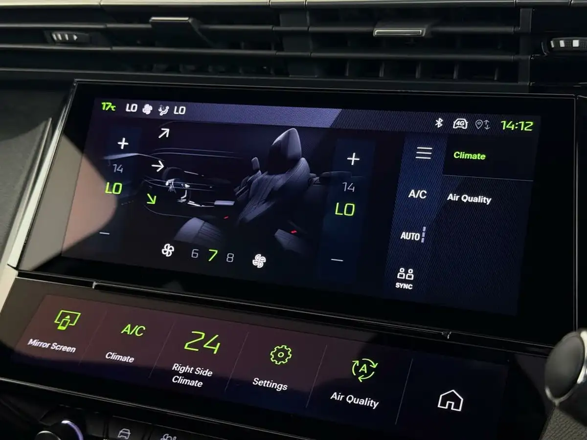 2024-peugeot-308-12-puretech-gt-130ps-ss-eat8-big-29