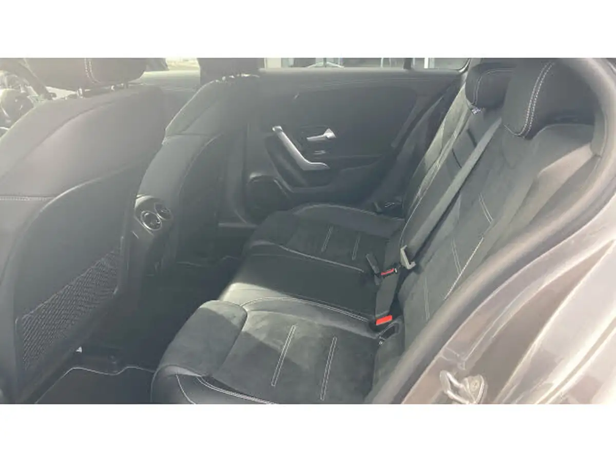 2022-mercedes-benz-a-class-13-a180-amg-line-premium-plus-edition-saloon-4d-7g-dct-big-15