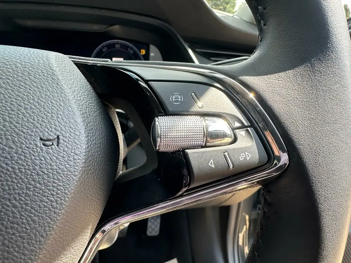 2021-skoda-octavia-15-tsi-se-first-edition-hatchback-big-20