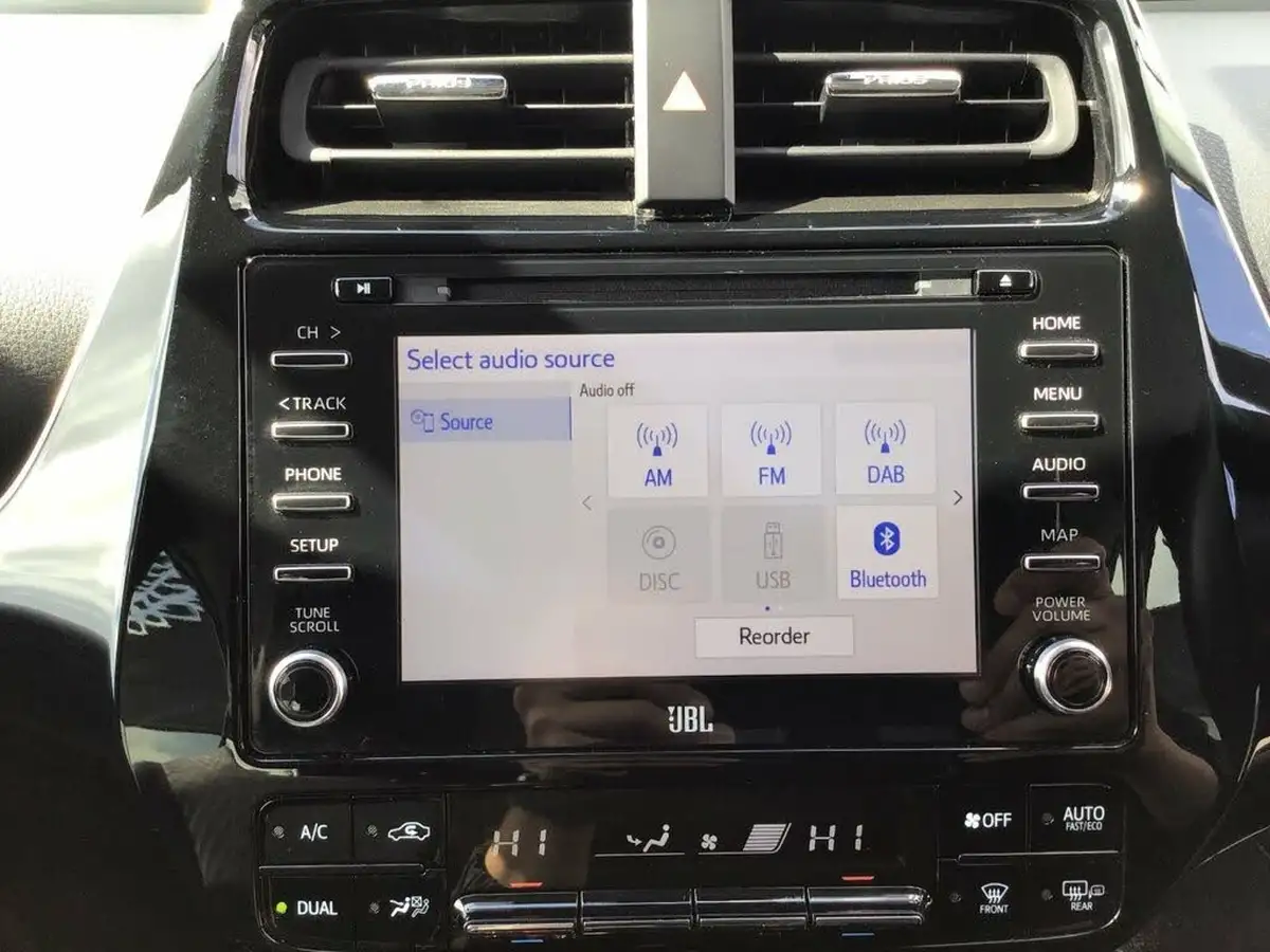2021-toyota-prius-18-vvt-i-business-edition-plus-cvt-big-36