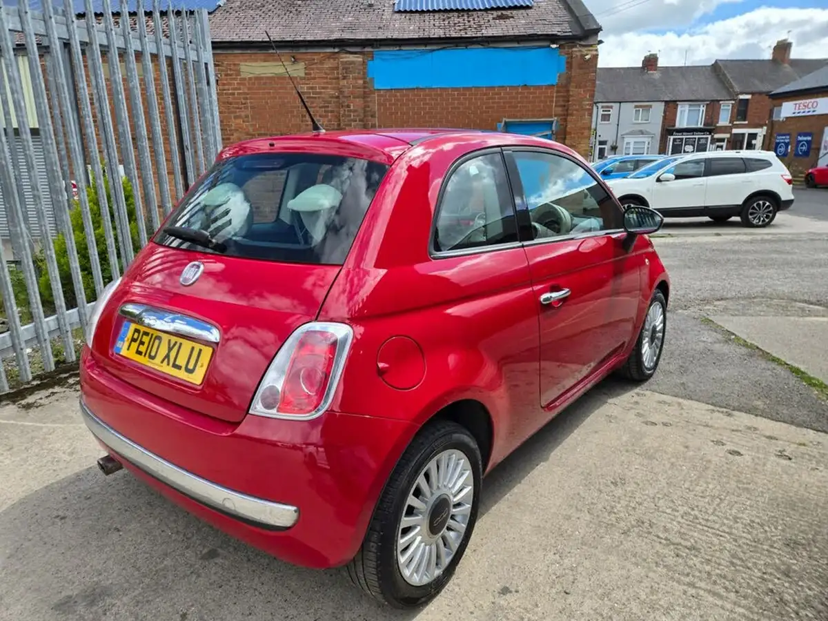 2010-fiat-500-12-lounge-big-9
