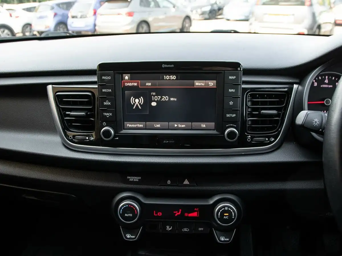 2018-kia-rio-10-t-gdi-3-98bhp-big-23