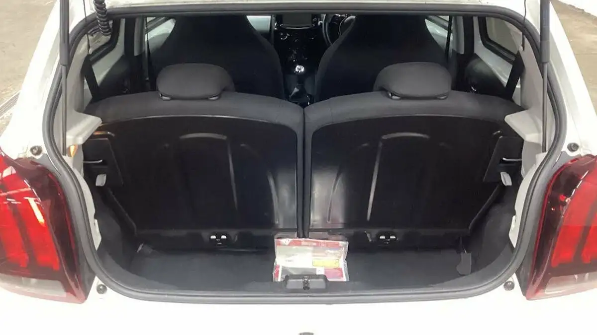 2015-peugeot-108-12-puretech-allure-hatchback-5d-big-10