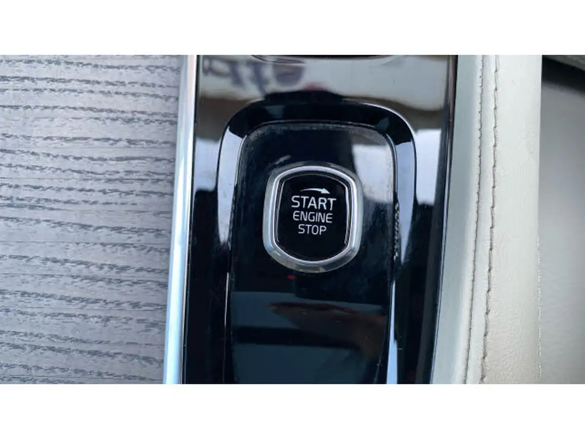2024-volvo-xc90-20-t8-plus-big-22