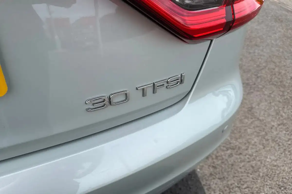 2023-audi-a1-10-30-tfsi-technik-big-33