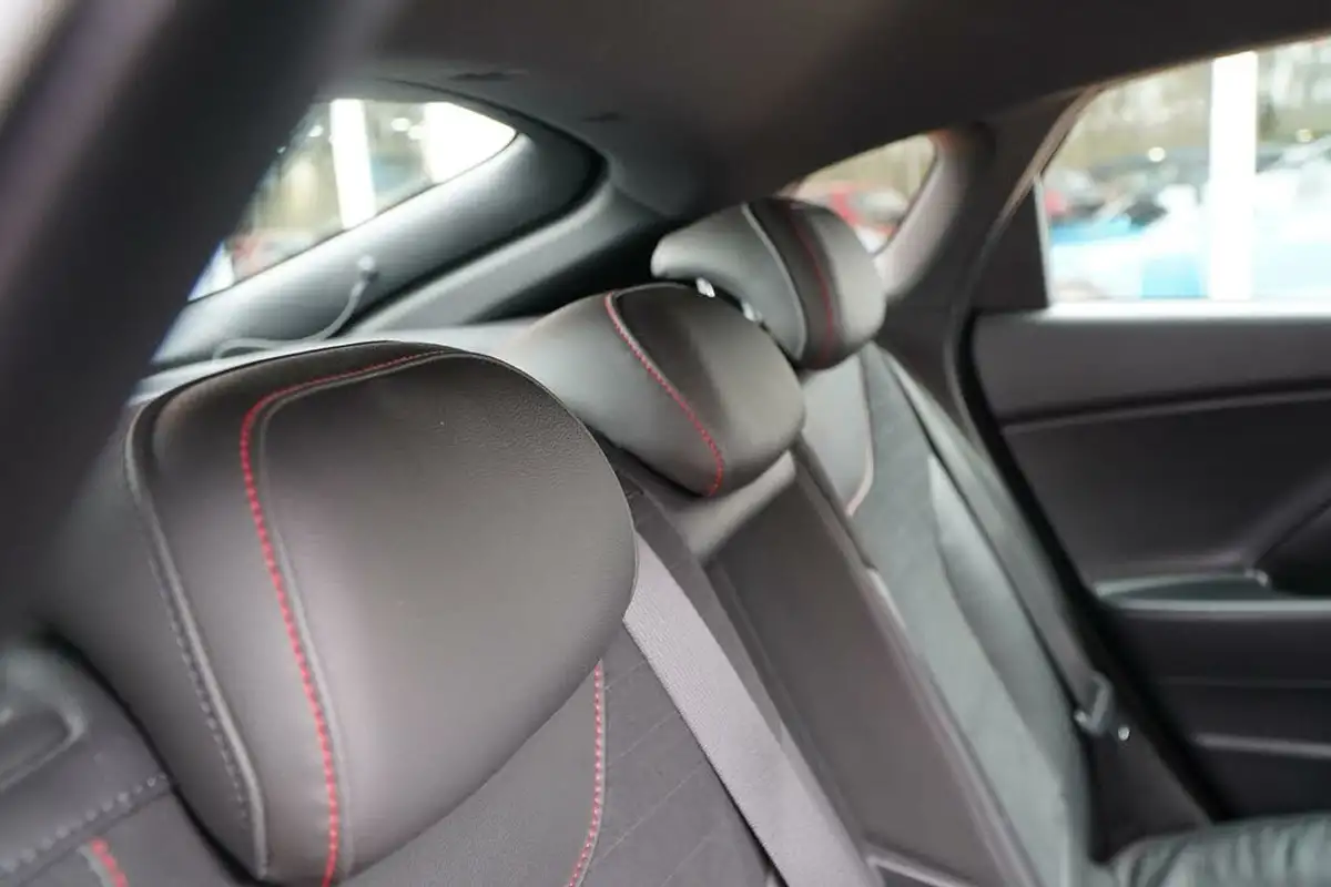 2020-hyundai-i30-n-20-t-gdi-n-performance-fastback-big-54