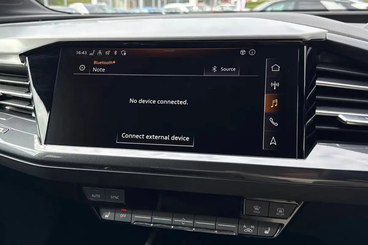 2023-audi-q4-e-tron-50e-black-edition-station-wagon-big-32
