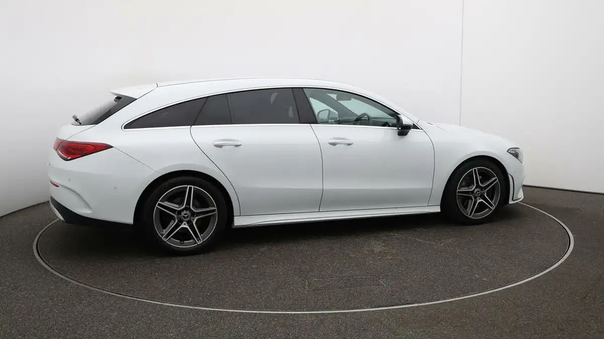 2022-mercedes-benz-cla-13-cla-200-amg-line-shooting-brake-5d-big-50