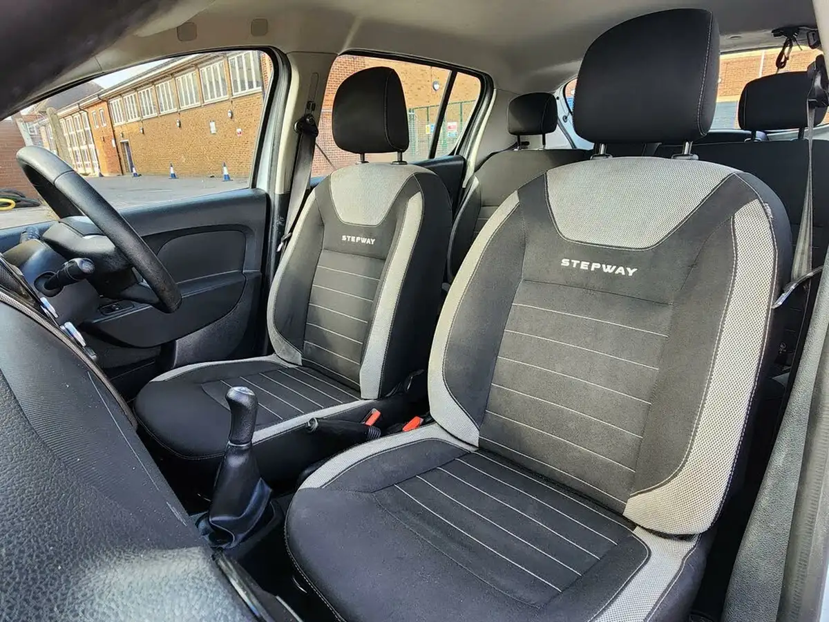 2018-dacia-sandero-stepway-09-tce-essential-big-31