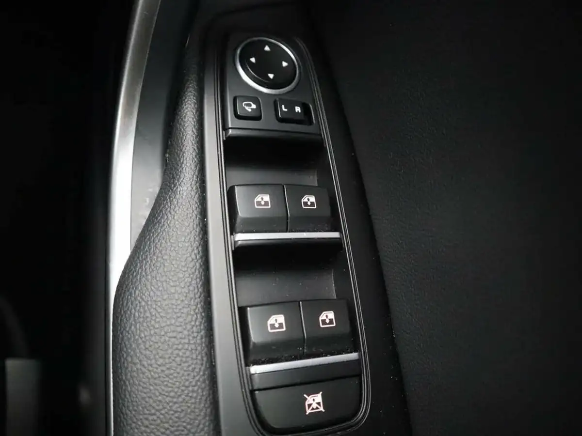 2023-kia-xceed-15-t-gdi-gt-line-158bhp-big-37