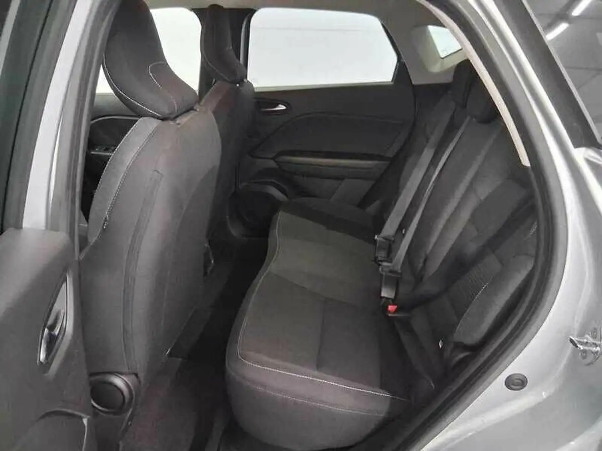2020-renault-captur-13-tce-iconic-130bhp-edc-auto-big-14