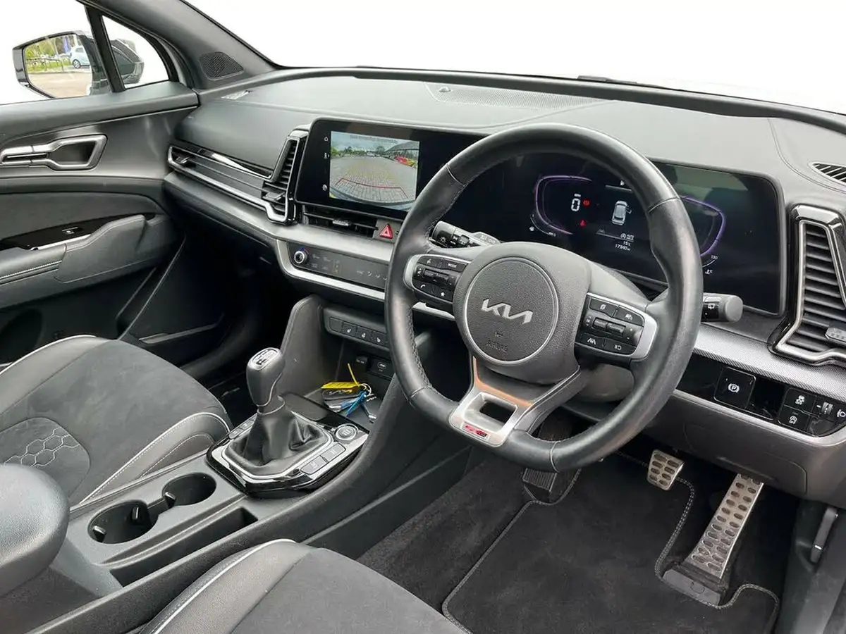 2023-kia-sportage-16-t-gdi-gt-line-148bhp-big-10