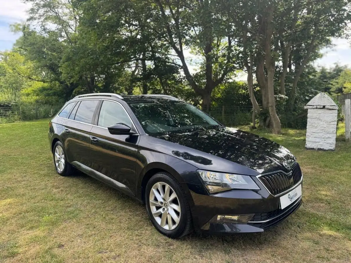 2018-skoda-superb-20tdi-scr-se-technology-estate-dsg-big-1