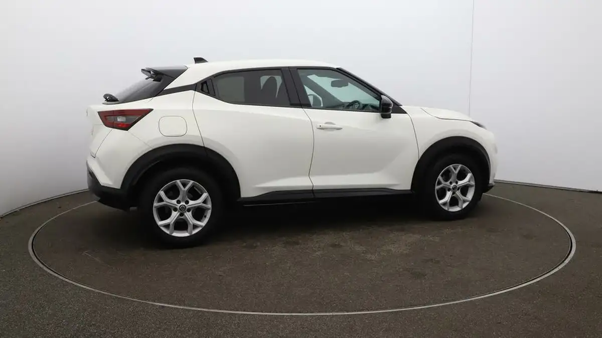 2022-nissan-juke-10-dig-t-n-connecta-big-51