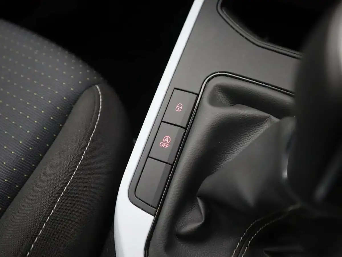 2022-seat-arona-10-tsi-evo-se-technology-big-31