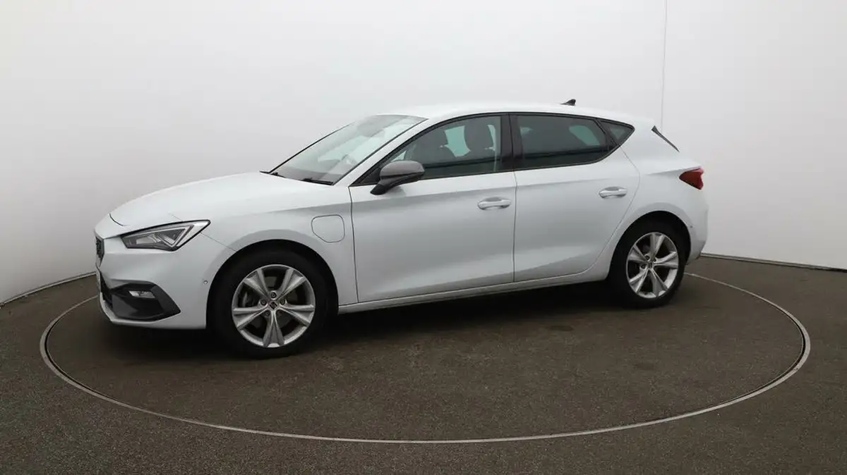 2021-seat-leon-14-e-hybrid-fr-hatchback-big-66